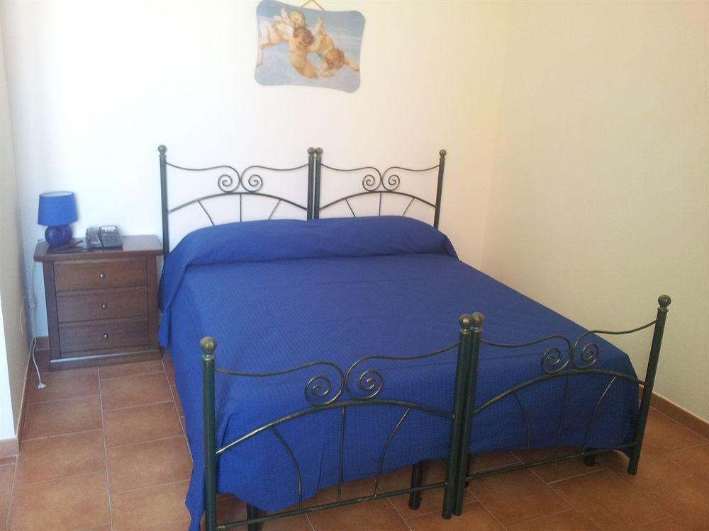 Istituto Antonacci Rooms Lecce Zewnętrze zdjęcie