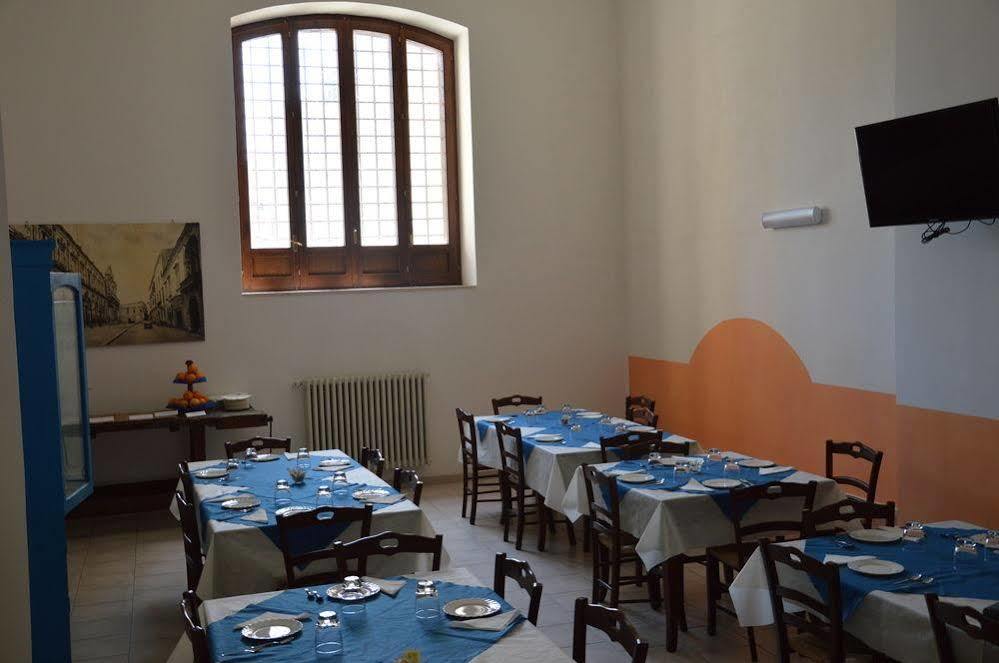 Istituto Antonacci Rooms Lecce Zewnętrze zdjęcie